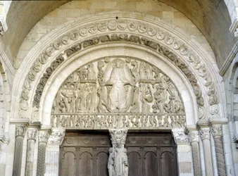 Last Judgment, Sculpted Tympanum of the Cathedrale Saint Lazarus d