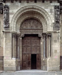 South portal of the Basilica