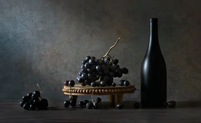 Rich Grapes Dark Bottle