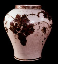 Porcelain Jar from Yi Period