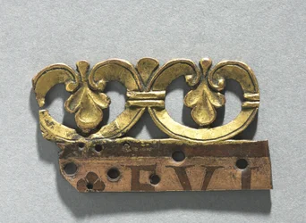 Fragment of an Ornamental Crest from a Reliquary Shrine, c.1165-1180 (gilded copper, brown enamel)