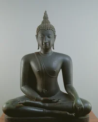Buddha sitting in meditation, Sukhothai style