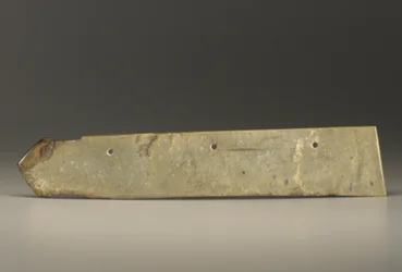 Large Cleaver-shaped Object of the Type Kuei