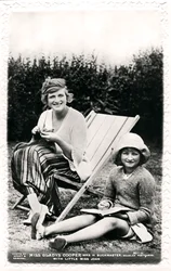 Gladys Cooper 1888-1971, English actress, with her daughter Joan, early 20th century