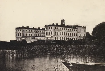 Sweden: Sodermanland, Tullgarns Slott