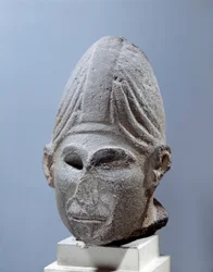 Head of Syrian god. 2500 BC. from Djabboul, Syria. Paris, Louvre Museum