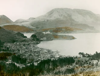 Lake Ashi in Hakone, circa 1900 - 1915