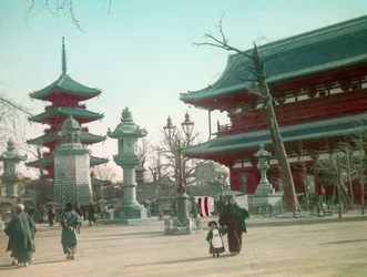 Senso-ji Temple Gate, Tokyo, circa 1900 - 1915