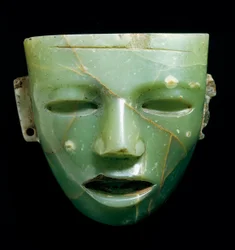 Jade mask. Teotihuacan art from Mexico, circa 250-600. Glyptic Inv. Gem 1921, no. 824. Museo degli Argenti, Palazzo Pitti, Florence