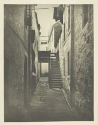 Close No. 128 Saltmarket