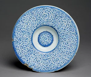 Tondino Dish, Iznik Golden Horn ware, Turkish