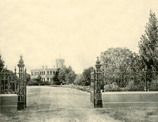 A Victoria Private Residence, 1901