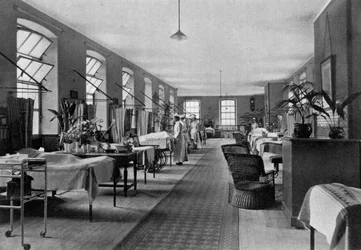 A Ward in Guys Hospital, Southwark, London, 1904