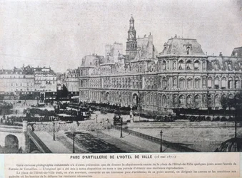 Artillery pieces lined up outside the Hotel de Ville, Paris