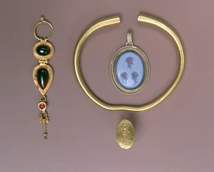 Assorted Greek and Roman Jewelry