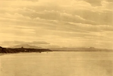 Biarritz - La Chaine des Pyrenees