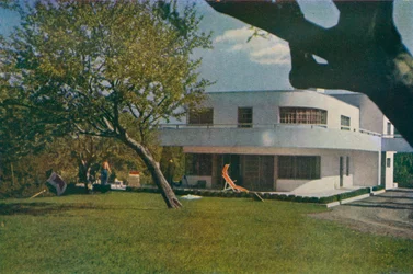 Contempora House
