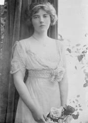 Countess Anastasia Mikhailovna de Torby 1892-1977, 1914