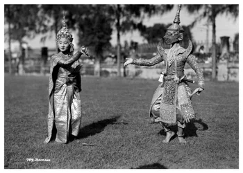 Dancers in Traditional Dress, Bangkok, Thailand