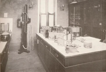 Examination Laboratory of the Medico-Legal Service, 1914