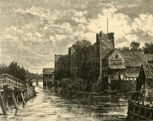 Front of Newark Castle
