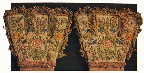 Gauntlets of a pair of gloves, believed to have belonged to Prince Rupert, c. 17th century