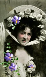 Gladys Huxley, actress, 1908