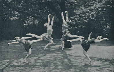 Grace and Animation in New Classical and Russian Dancing, c1935