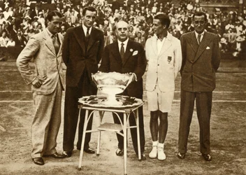 Great Britain wins the Davis Cup tennis championship, Paris, 30 July 1933, 1935