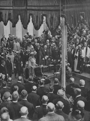 H.M. The King laying the Foundation Stone of Lloyds New Building 23 May 1925
