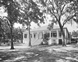 Home of Jefferson Davis, Biloxi, Mississippi, USA, c1900