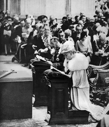King George V and Queen Mary in St Paul