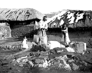 Korean Villagers