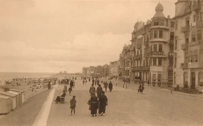 La Digue, The Promenade