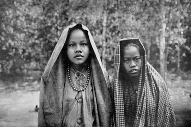 Malay Girls, Sumatra, Indonesia