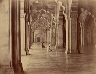 Moti Masjid: Pearl Mosque in Interior of Fort Agra
