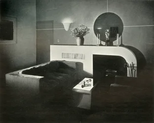 New York pent-house home of Raymond Loewy, designed by himself - Fireplace