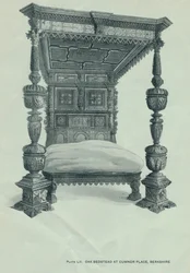 Oak Bedstead at Cumnor Place, Berkshire