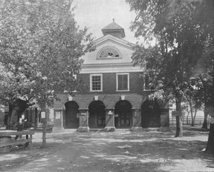 Old Court House, Bowling Green, Virginia, USA