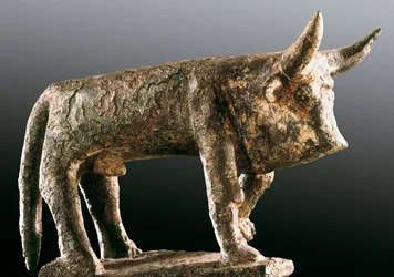 Ox, bronze sculpture