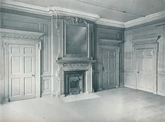 Panelled room, early eighteenth century, 26, Hatton Garden, 1907