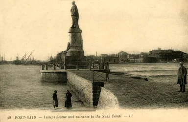 Port Said. - Lesseps Statue and entrance to the Suez Canal, c1918-c1939
