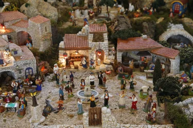 Provencal crib, Paris, France