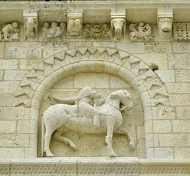 Detail of the Facade Depicting Hugues de Surgeres and Geoffroy de Vendome