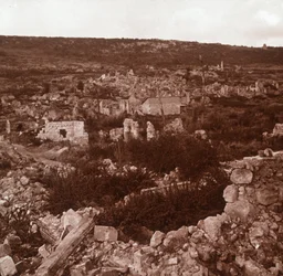 Ruins, Anizy-le-Château, Northern France, c1914-c1918
