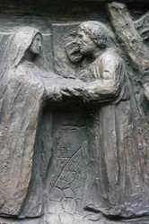 Saint-Pierre de Montmartre Church: Notre Dame Door Sculpture: Jesus Meets His Mother on the Via Dolorosa, Paris, France