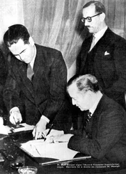 Signing of financial accord between Britain and the Free French, Algiers, 8 February 1944