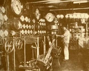 The Main Engine Control Platform of the Aquitania