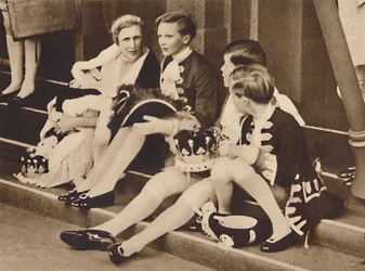 Tired Out, 1937