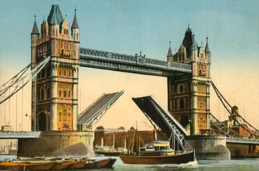 Tower Bridge, London, c1910